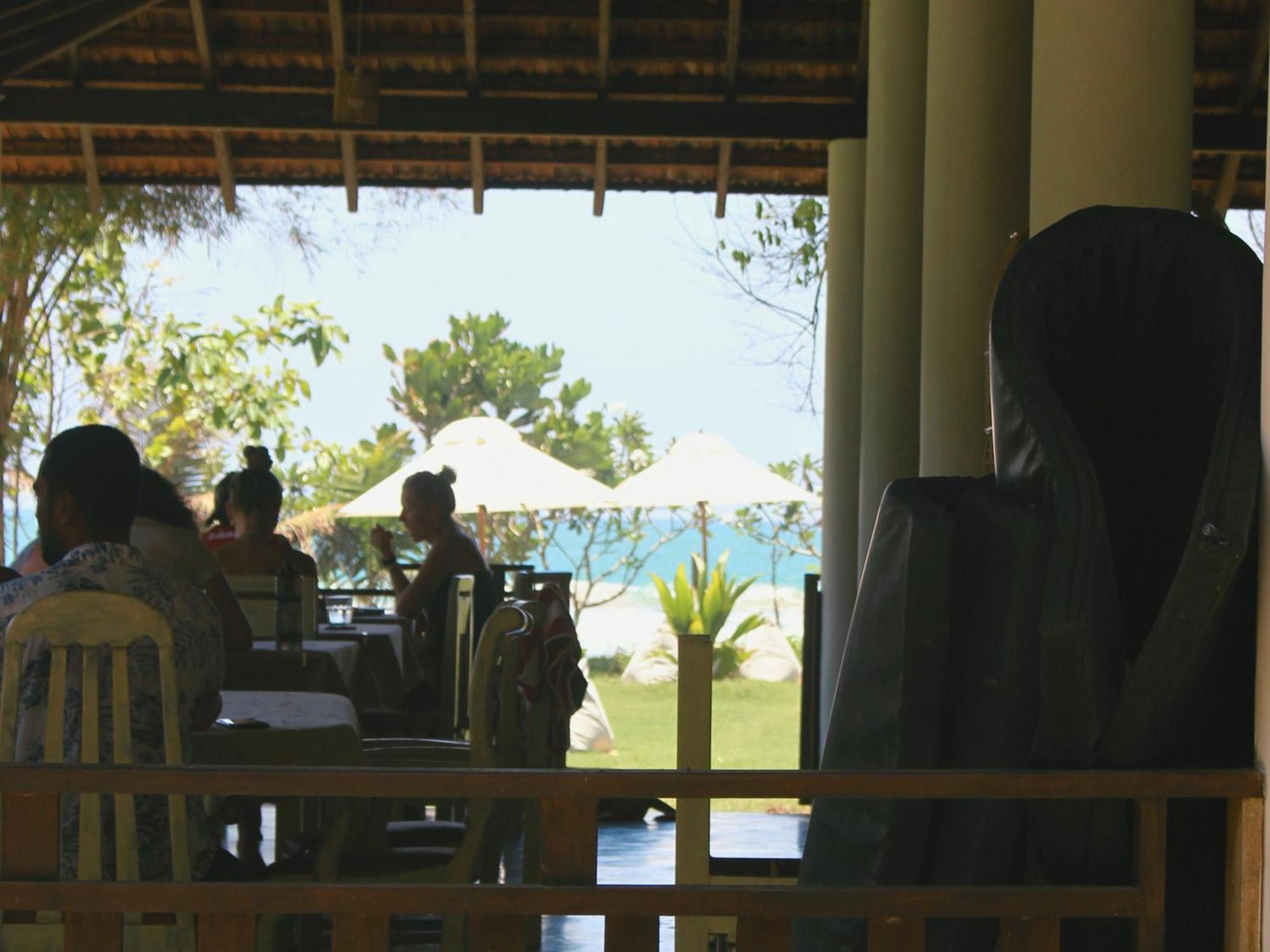 Calma - Surf, Yoga & Coffee On A Private Beach Dikwella Exteriör bild
